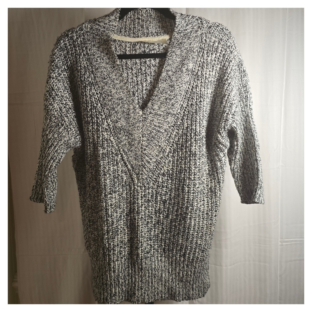 RD Style Women's Sweater S/P‎ Small Petite Black White Knit V Neck Pullover Soft